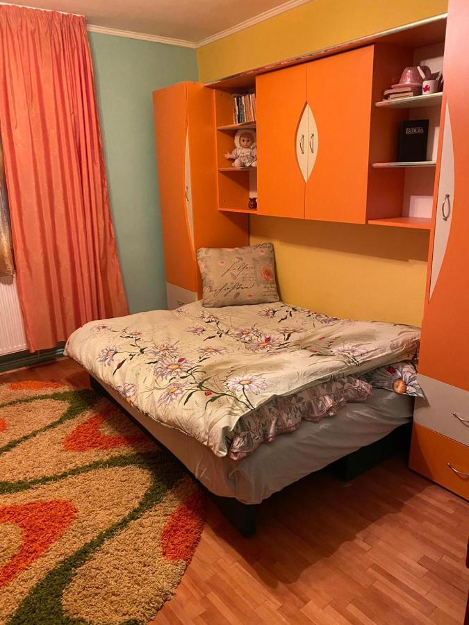 Willa Casa Alesi Dragoslavele Zewnętrze zdjęcie